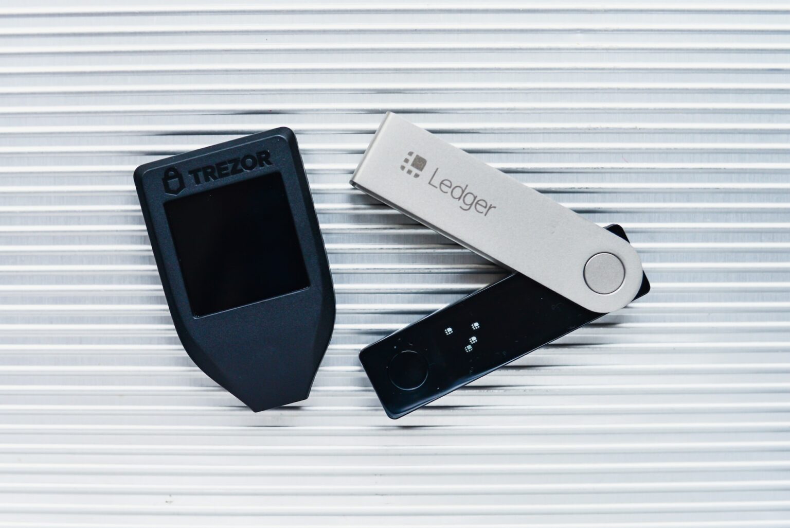 Hardware wallets. Keevo Hardware Wallet. Hardware Wallets Fiat-Crypto. IMKEY Hardware Wallet.